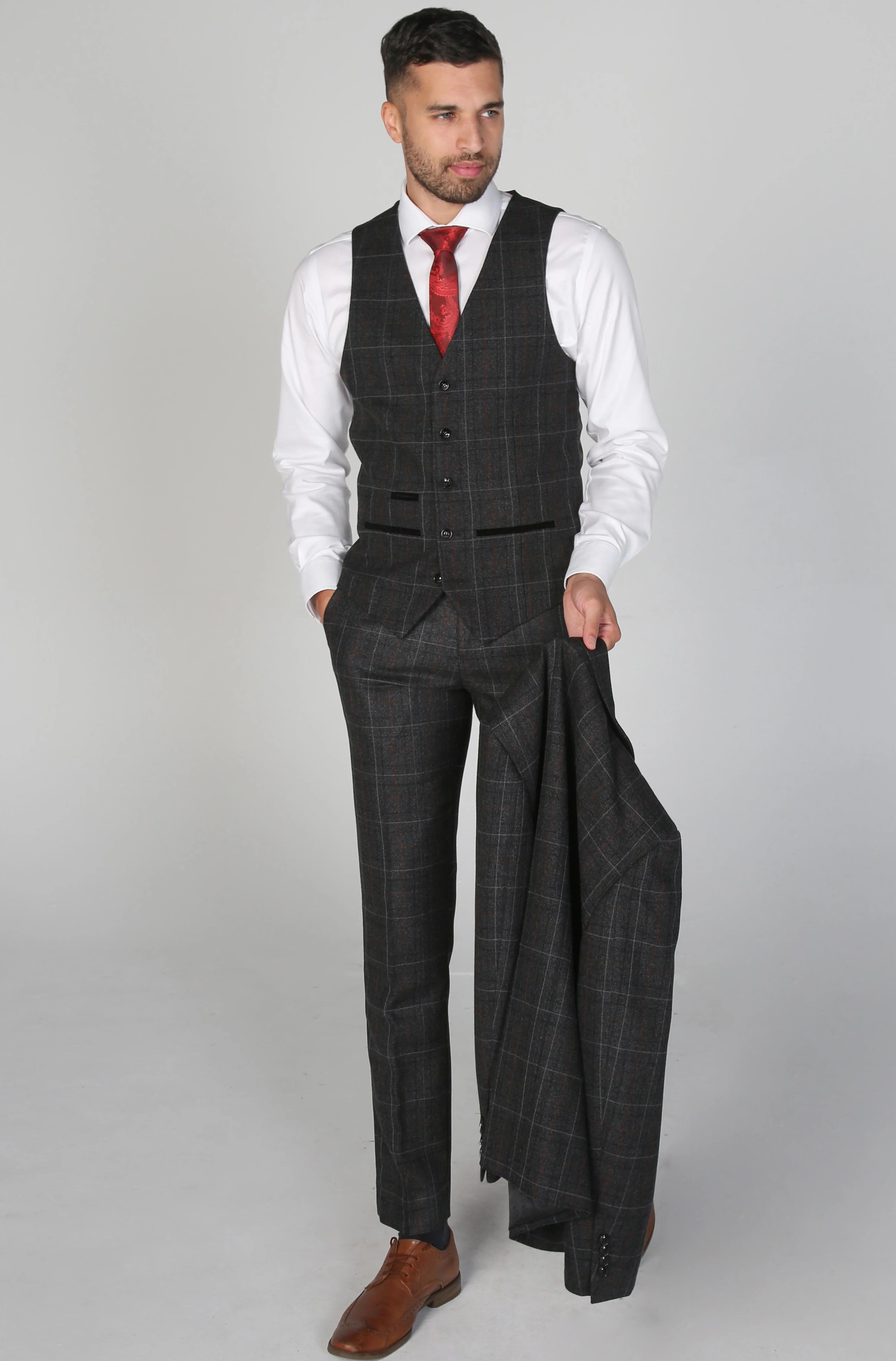 Paul; Andrew: Harvey Grey Men's Three Piece Suit