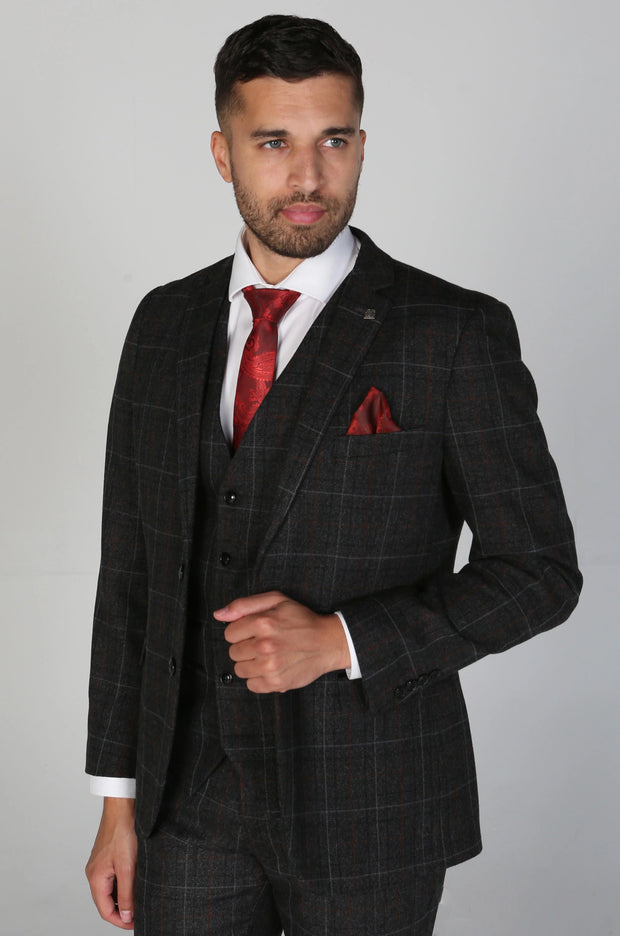 Paul; Andrew: Harvey Grey Men's Three Piece Suit