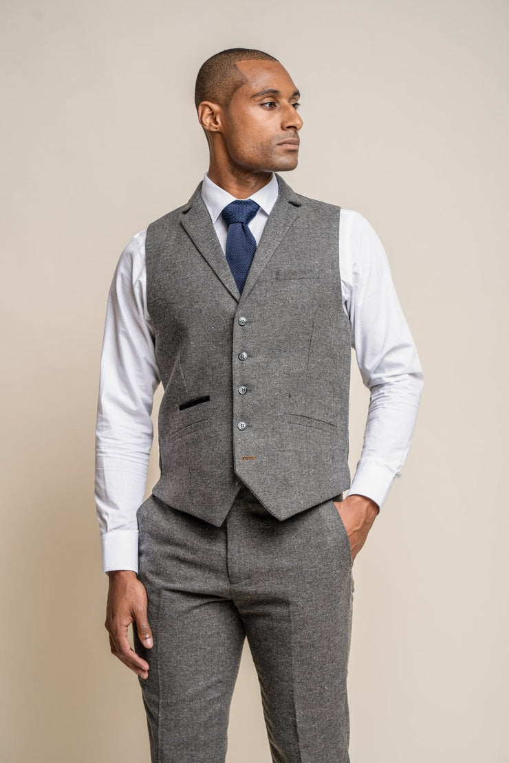 HOUSE OF CAVANI: Martez Grey Suit