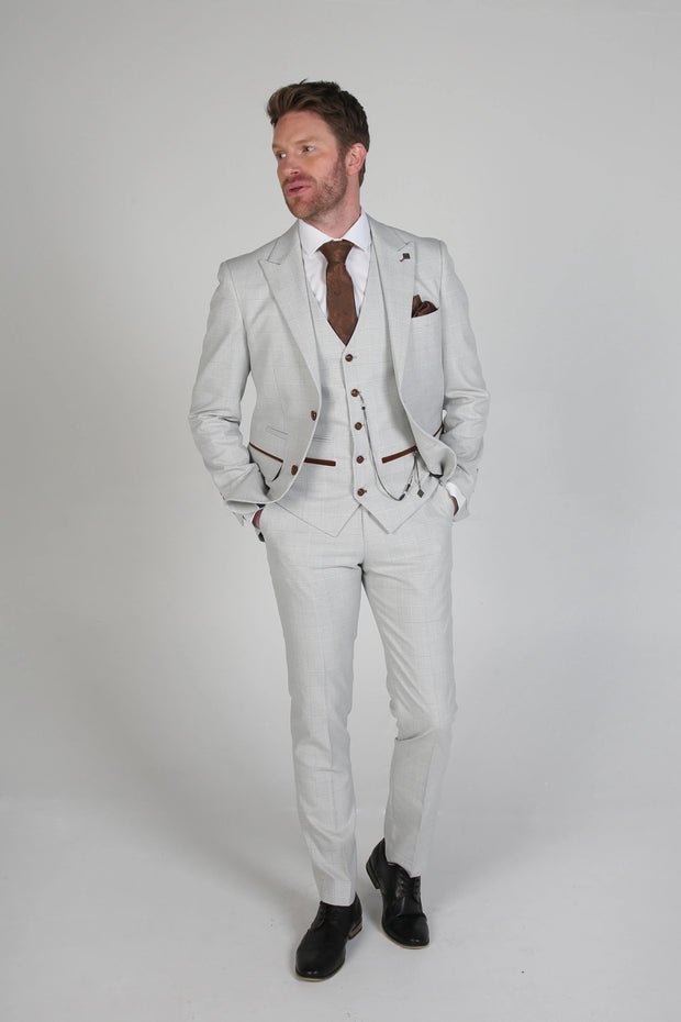 Paul Andrew -Mark Stone Men's Three Piece Suit